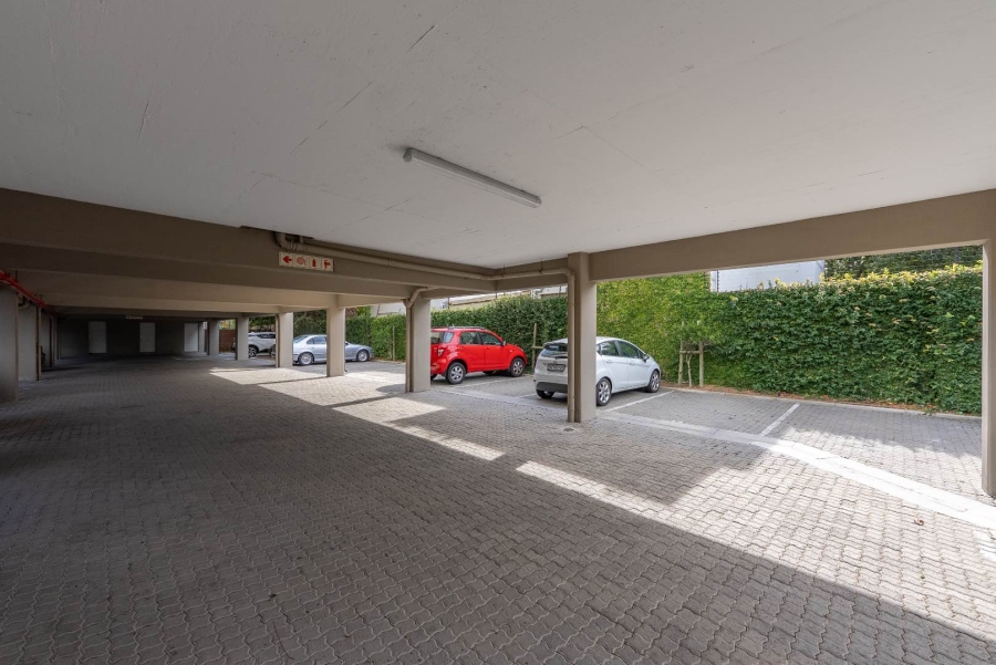 To Let 2 Bedroom Property for Rent in Observatory Western Cape